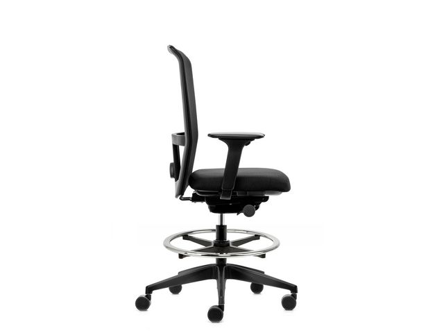 Interstuhl Kontorsstol LX002 med fotstöd, st