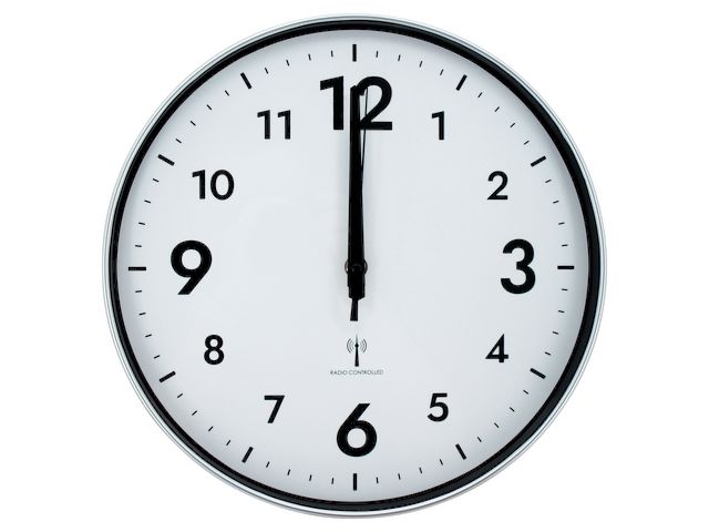 Väggur radiokontrollerad ø30 silver, st